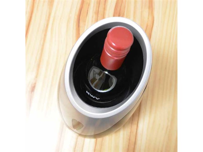 卓上に置ける「1本用ワインクーラー」発売、ボタンひとつで温度