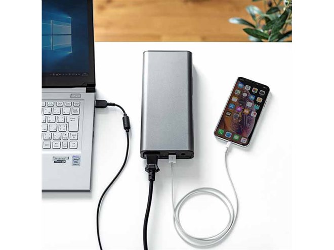 サンワダイレクト モバイルバッテリー  22800mAh 700-BTL035 モバイルバッテリー AC出力対応 大容量 22800mAh 83.22Wh AC65W