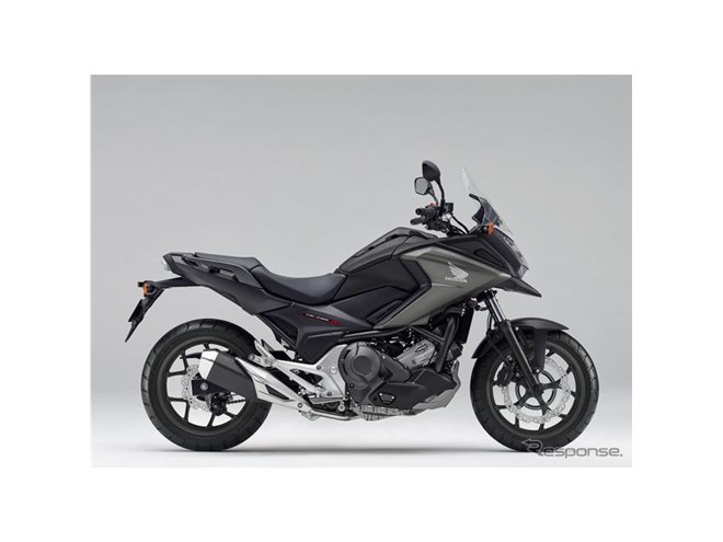 ホンダ NC750X、ABSやグリップヒーター、HSTCを標準装備へ