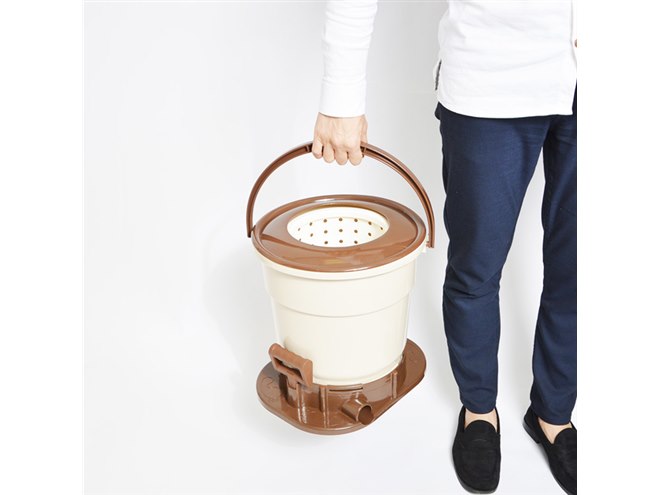 サンコー、手で回す“人力”脱水機「ミズキリスピナー」を6,980円