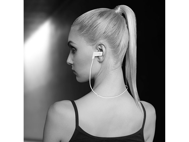 V-MODA、スポーツ向けワイヤレスイヤホン「BassFit Wireless」 - 価格.com