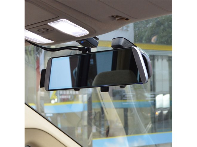 ルームミラーに固定、ミラー型の全面液晶ドライブレコーダーが19,800円