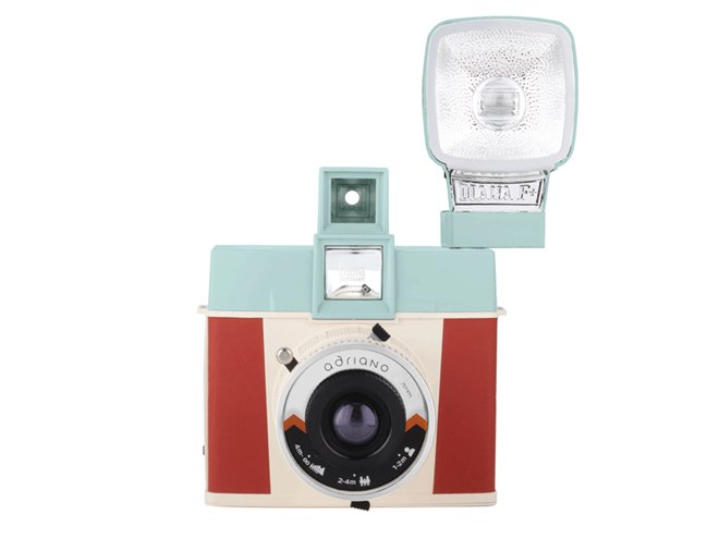 フィルムカメラ Diana Instant Square Camera with Flash Diana Instant Square Camera with Flash Classic Edition