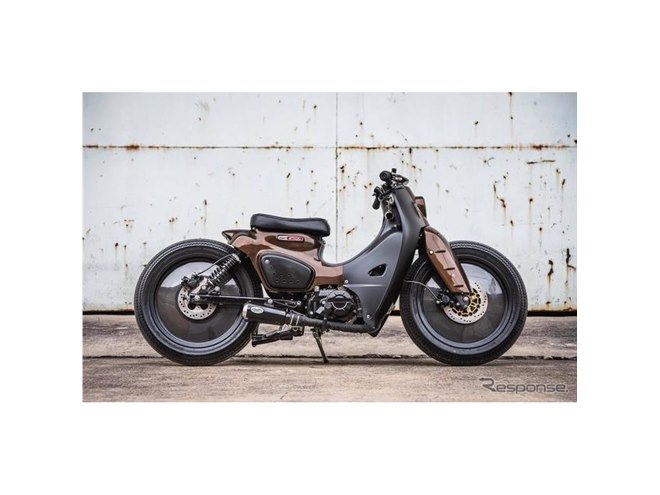 ホンダ スーパーカブ、カフェレーサーに変身…カスタマイズモデル発表