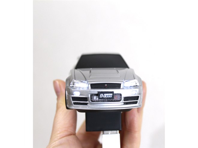 日産スカイラインGT-R R34型」がモチーフの4500mAhモバイルバッテリー