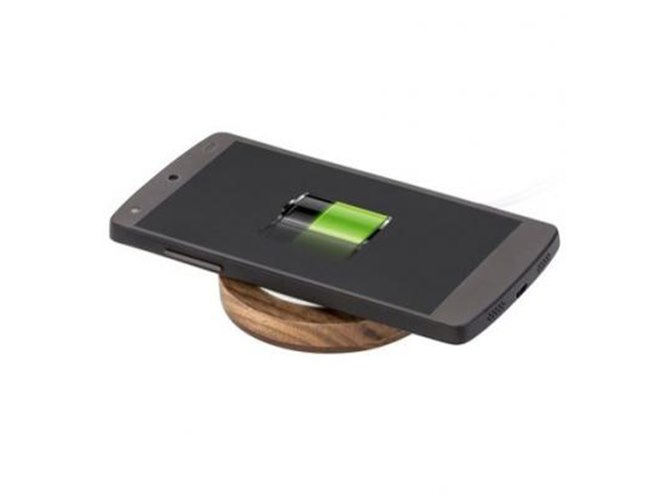 ナチュラルな天然木材製の置くだけワイヤレス充電器「B-WWJ02N