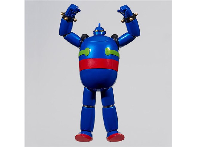鉄人28号ビッグソフビフィギュア約34cmとプラモデルのセット 鉄人28号がソフビ製フィギュアに、全9か所の可動ギミック付き - 価格.com