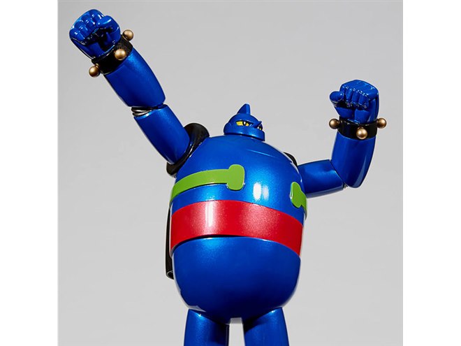鉄人28号がソフビ製フィギュアに、全9か所の可動ギミック付き 鉄人28号がソフビ製フィギュアに、全9か所の可動ギミック付き