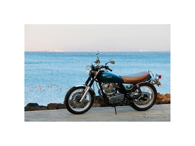 YAMAHA SR400-2 白/紺 新年プレゼントキャンペーン 諸経費無し エンジン点検済み 当日お渡し可 自賠責加入で乗れます 横浜 都筑 宮前 激安 SR400/SR500のカスタムバイクショップ 2%erツーパーセンター
