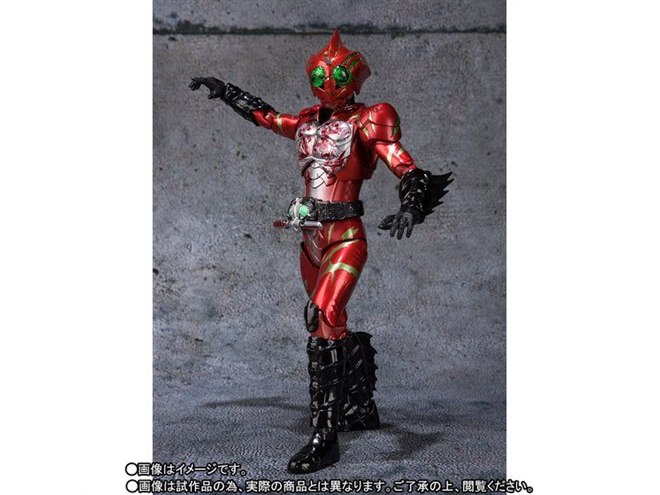 バンダイ、血みどろ姿の「S.H.Figuarts 仮面ライダーアマゾンズ 最後ノ