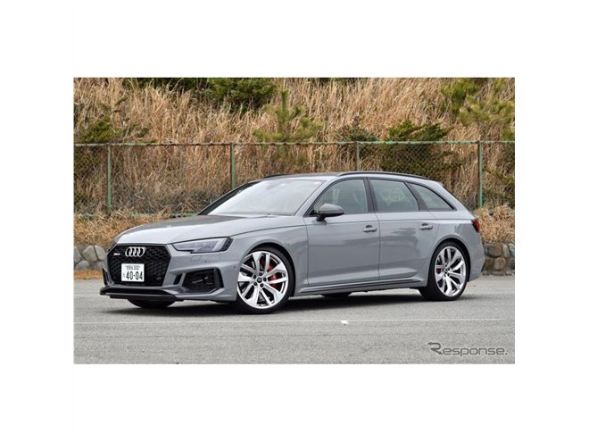 アウディ RS4アバント 新型…「クワトロ」彷彿させる迫力のフェンダー