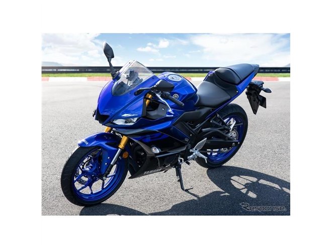 20代に人気、ヤマハ YZF-R25 がマイナーチェンジ 新デザインや