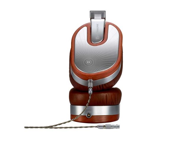 ULTRASONE、密閉型ヘッドホン「Edition 15 Veritas」発表 - 価格.com