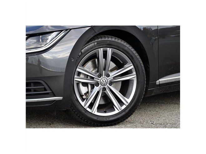 VW アルテオン エレガンス は「R-Line」と一線を画す新グレード［詳細