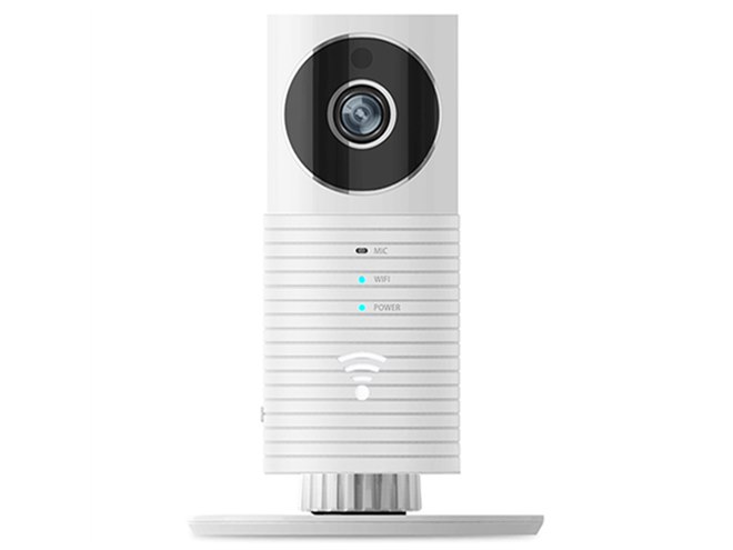 ハンファ、レンズ方向を死角なく半天球撮影できる「DVR-C1」4,980円で