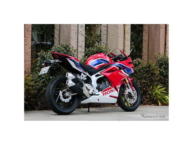 浦島ライダーの2輪体験記】ホンダ CBR250RR は「ヤヌス」なバイクだっ