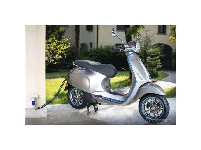ベスパ初のEVスクーター「エレットリカ」、日本初公開へ…東京モーター