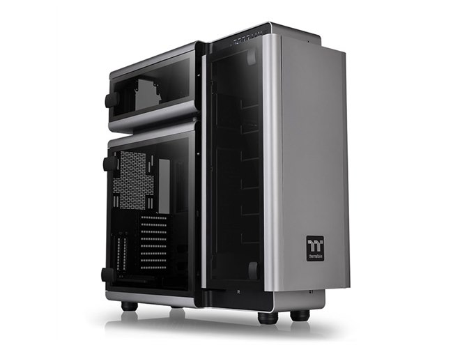 Thermaltake、トリプルチャンバー構造を採用した20台限定の20周年記念
