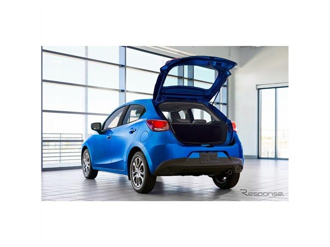 トヨタ ヤリス ハッチバック新型は デミオ ベースのOEM…ニューヨーク