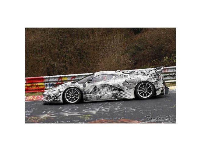 フェラーリ FXX Kエボ、公道仕様が発売!? 謎の開発車両の正体と