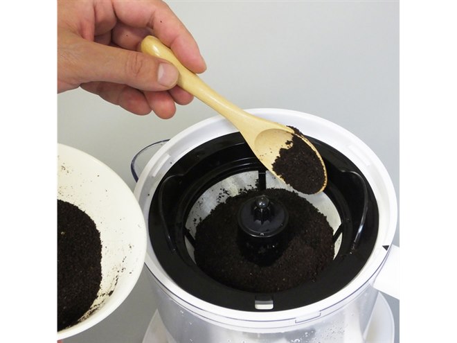 20分でコールドブリューコーヒーを楽しめる 「電動水出しコーヒー