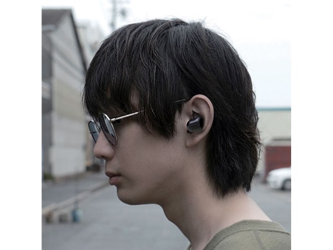 NUARL、完全ワイヤレスイヤホン「NT01AX」に新色ブラックメタリック