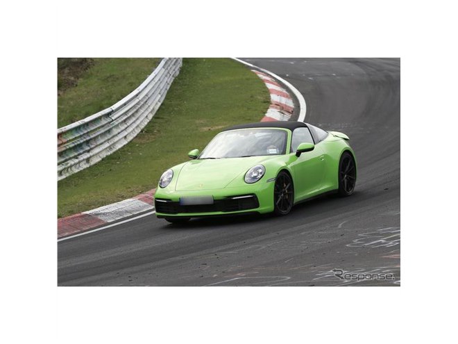 9月デビューへ…ポルシェ 911タルガ 新型、フルヌード姿の撮影に成功