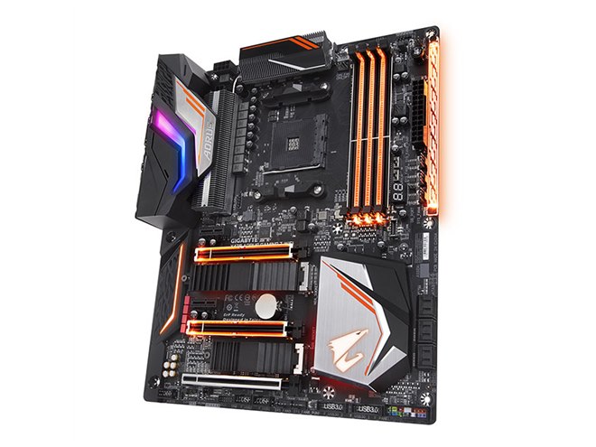 GIGABYTE、AMDの50周年を記念したマザーボード「X470 AORUS GAMING 7