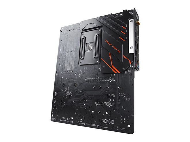 GIGABYTE、AMDの50周年を記念したマザーボード「X470 AORUS GAMING 7