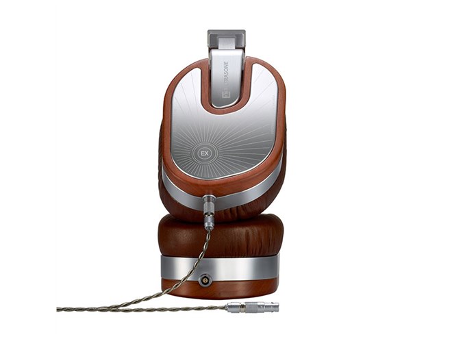 ULTRASONE、密閉型ヘッドホンの最上位「Edition 15 Veritas」を5