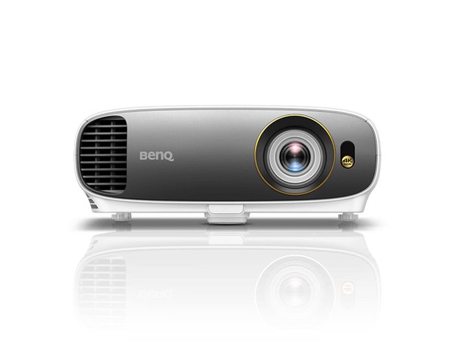 プロジェクター BenQ HT 2550 4K BenQ、HDRに対応した家庭向け4K UHD プロジェクター「HT2550
