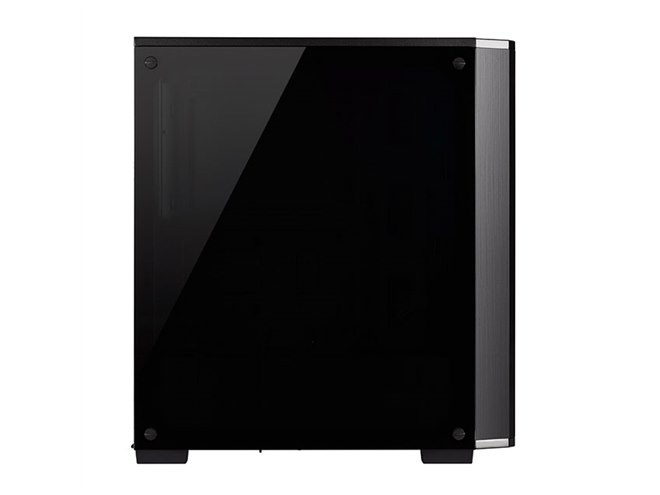 Corsair、ガラスパネルとRGBファンを搭載したミドルタワー型PCケース