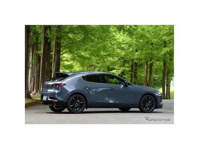 マツダ3 新型】ハッチバックに“特別な赤革内装”…Burgundy Selection