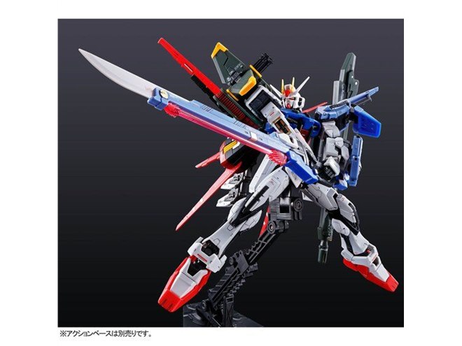 パーフェクトストライクガンダム」がRGガンプラで登場、4,320円 - 価格.com