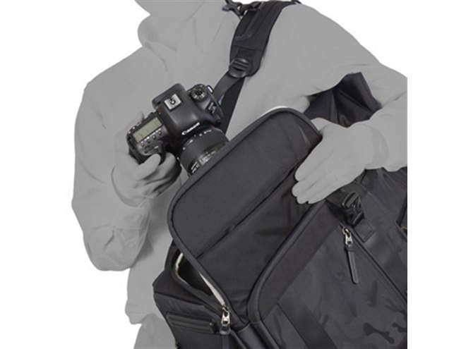 新品未使用 タグ付き HAKUBA SGWPG2-SBM Amazon.co.jp: HAKUBA カメラバッグ GW-PRO ショルダーバッグM G2 10L