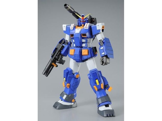 バンダイ、ガンプラ「MG 1/100 フルアーマーガンダム（ブルーカラーVer.）」を再販 - 価格.com