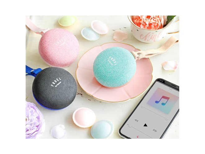 マカロン型のBluetoothスピーカー3色、IP65防水に対応 - 価格.com