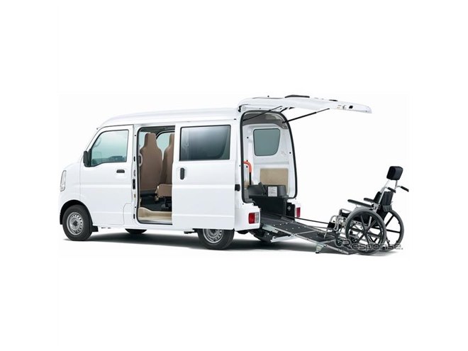 スズキ エブリイ/エブリイワゴン 車いす移動車、安全装備を充実 - 価格.com