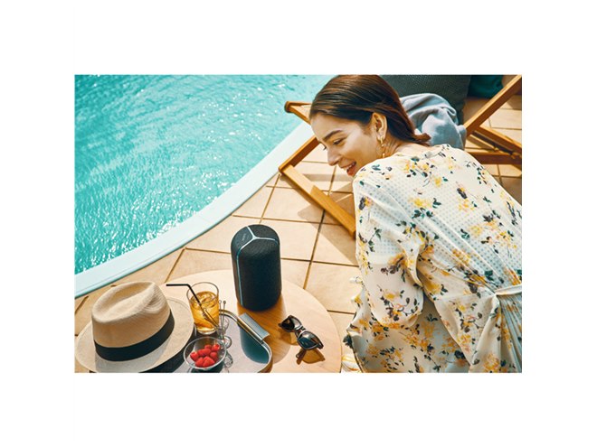 ソニー、重低音再生の防水スマートスピーカー「EXTRA BASS」2