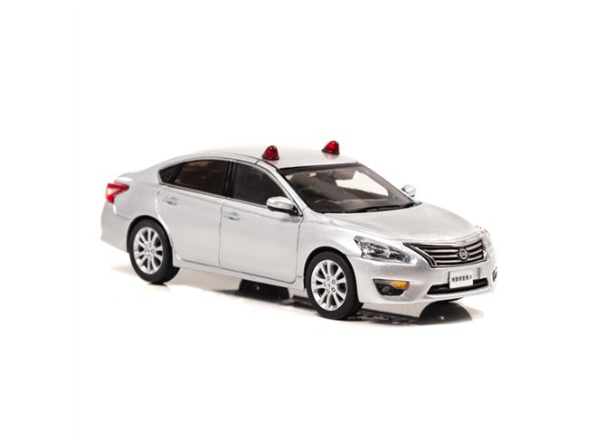 1/43 日産 ティアナ (L33) 2018 埼玉県警察地域部自動車警ら隊