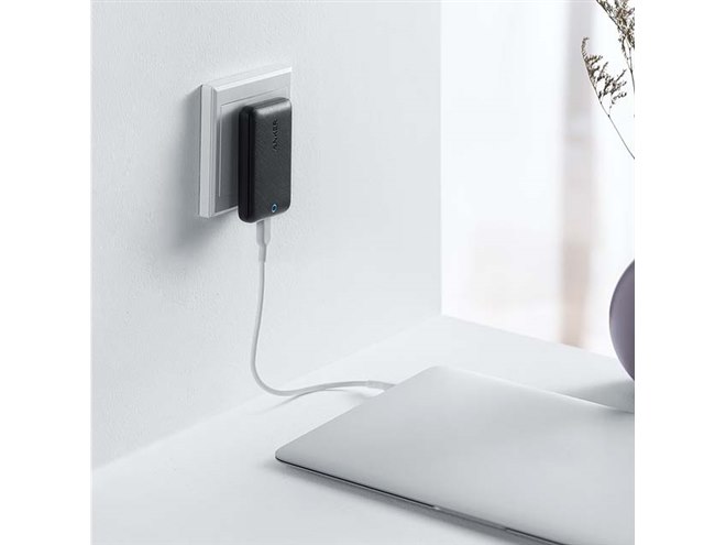 Anker、厚さ約1.6cmでUSB PD対応の薄型充電器「PowerPort Atom lll
