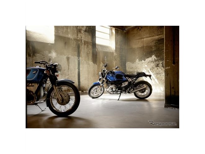 BMWモトラッド、R nineT に「/5」生誕50周年記念モデル 往年の名車を