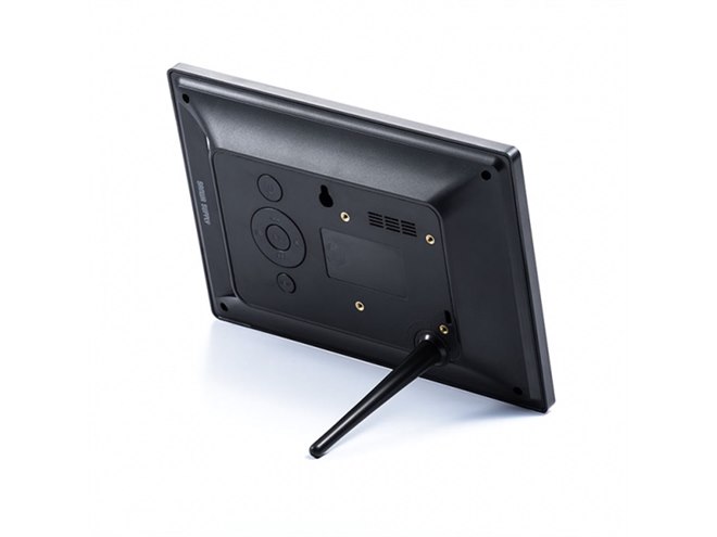 サンワ、USBメモリーとSDカード対応の7型/10型デジタルフォトフレーム