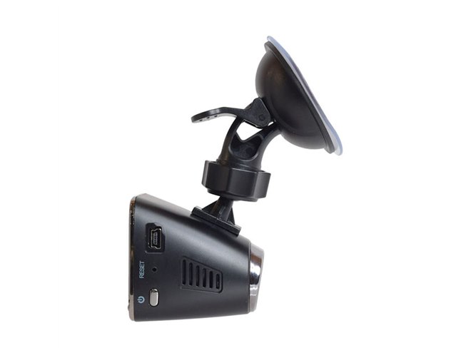 サンコー、手のひらサイズの1.5型液晶モニター付きドライブレコーダー