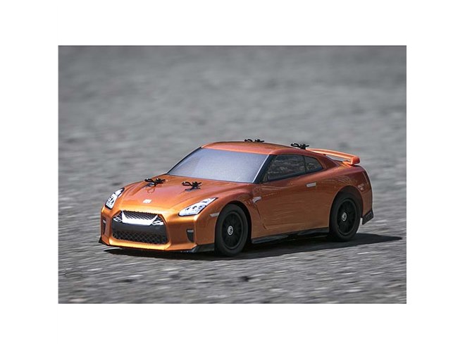 CCP、最高時速25キロのラジコン「ゼロヨンスター ニッサンGT-R」 - 価格.com