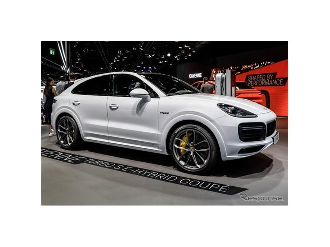 ポルシェ カイエン 新型にPHV、680馬力の電動SUV - 価格.com
