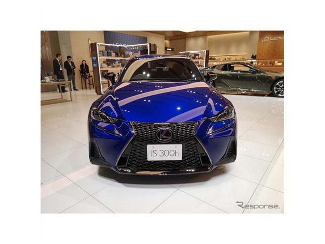 レクサス LC と IS に特別仕様---内外装に専用色、専用素材 東京日比谷