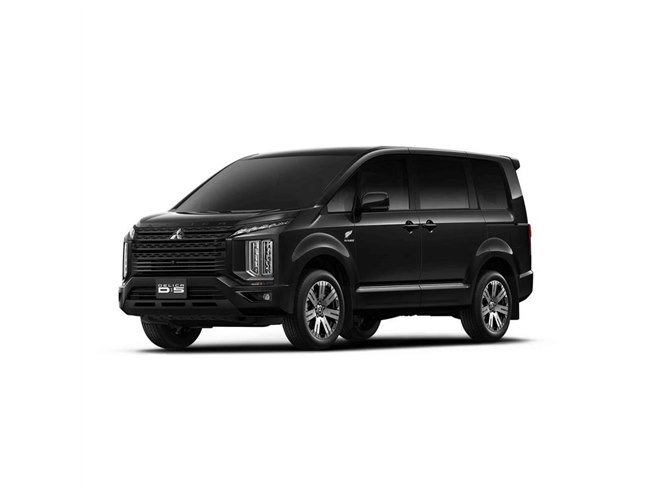 三菱デリカD：5／アウトランダーPHEV」に「オールブラックス」との