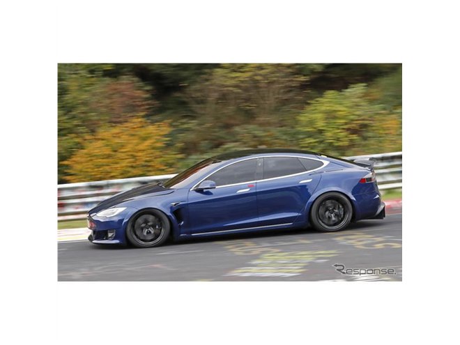 3モーターのテスラ モデルS、最強のプロト車両がニュル降臨…巨大