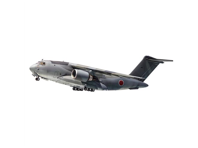 実機取材から生まれた「航空自衛隊 C-2輸送機」1/144模型、飛行